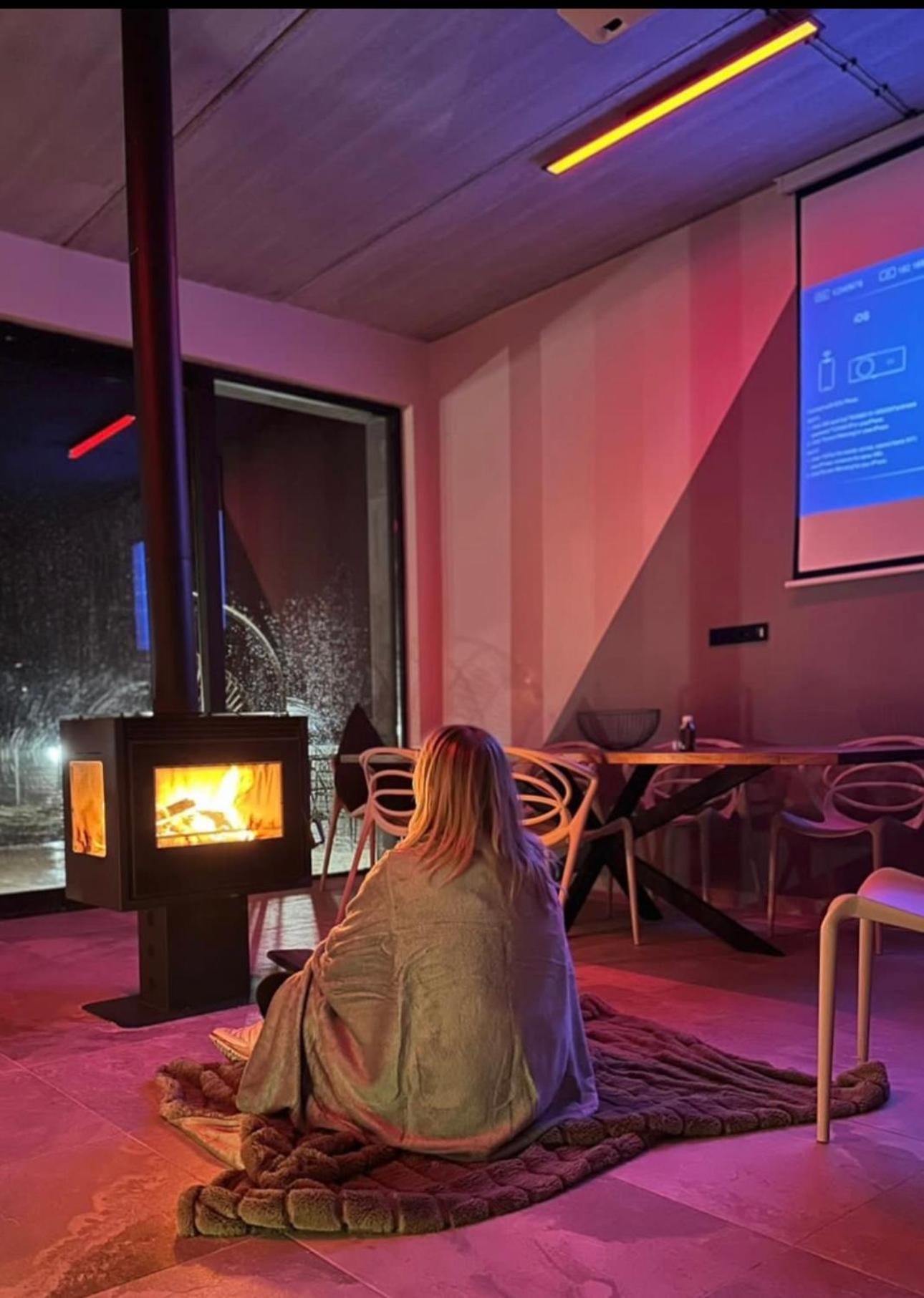 Вилла Alpine Escape Kazbegi Экстерьер фото